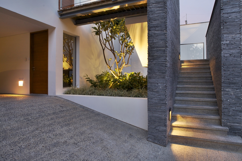 Laemsingh Villa E